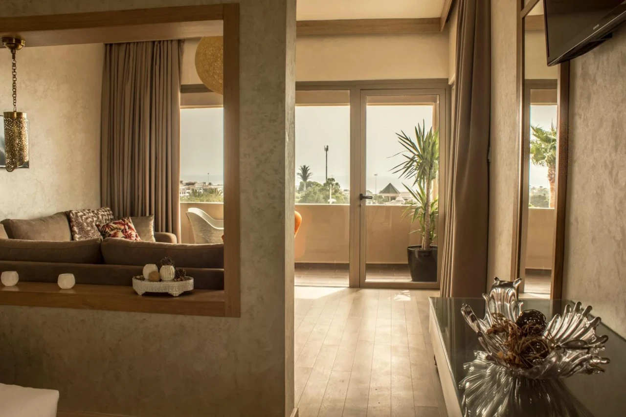 Mabrouk Hotel and Suites - Adults Only - Image 2