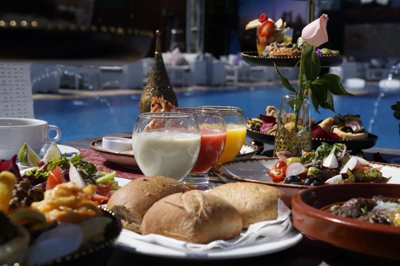 Mabrouk Hotel and Suites - Adults Only - Image 15