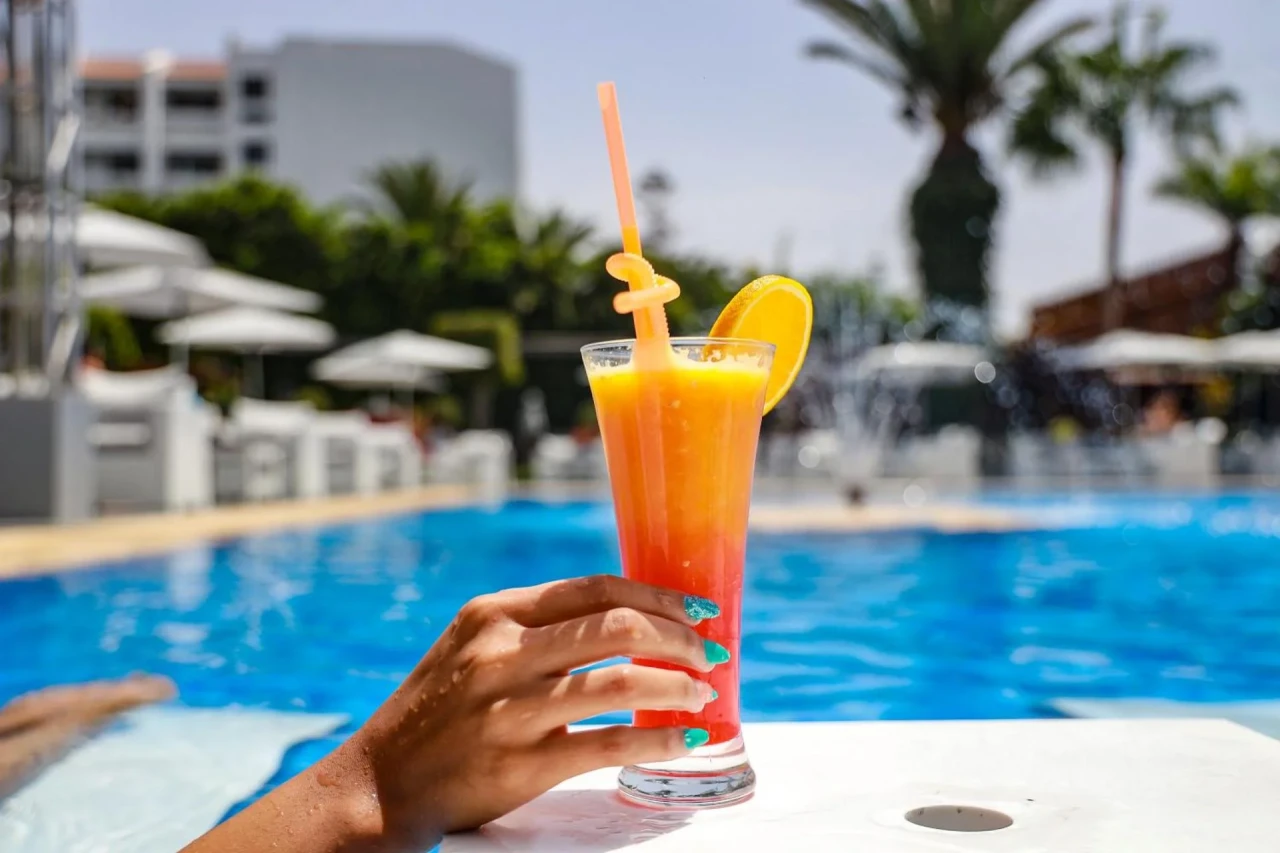 Mabrouk Hotel and Suites - Adults Only - Image 18