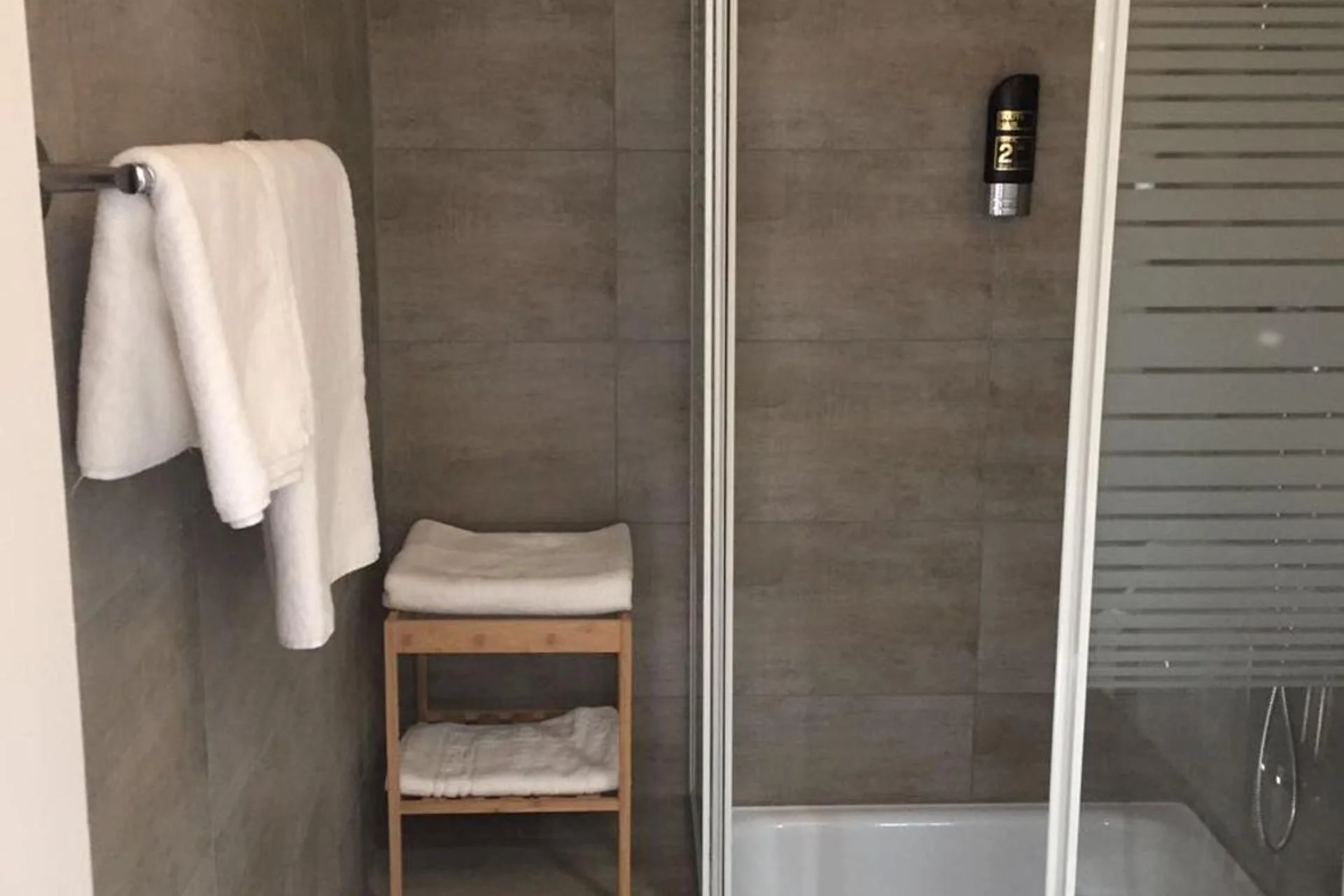 Main Hotel Frankfurt City Hauptbahnhof - Image 4