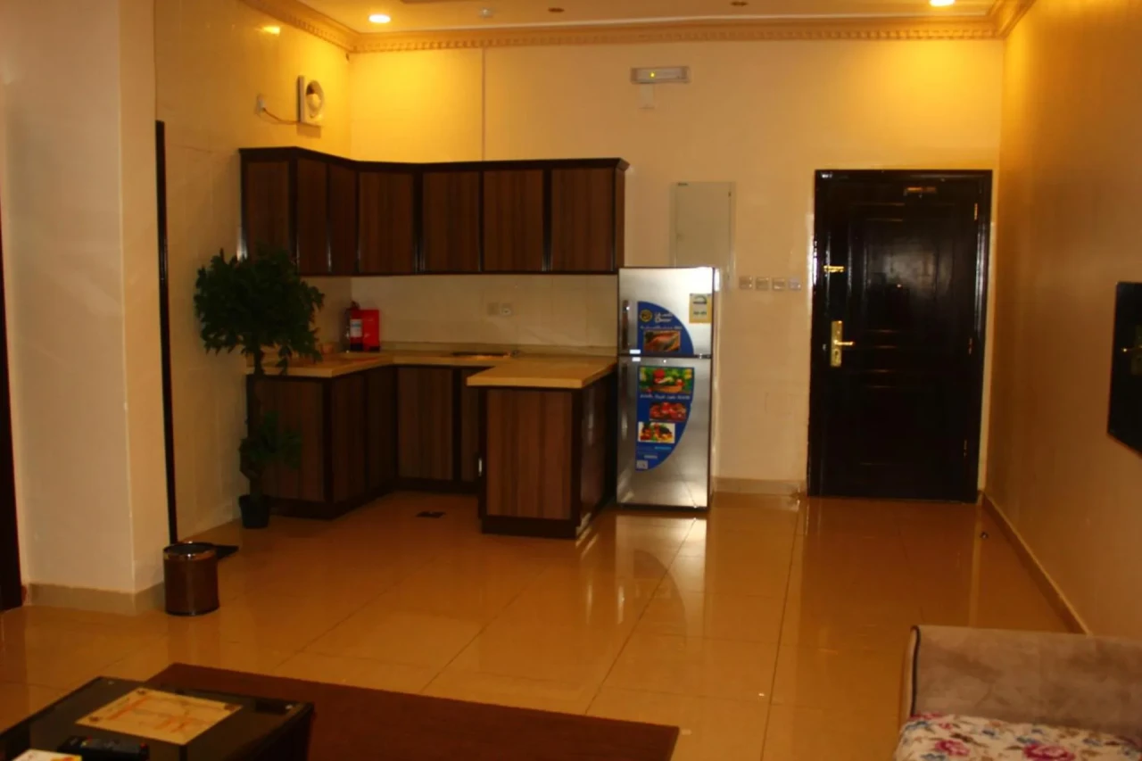 Marina Hotel Rais - Image 10