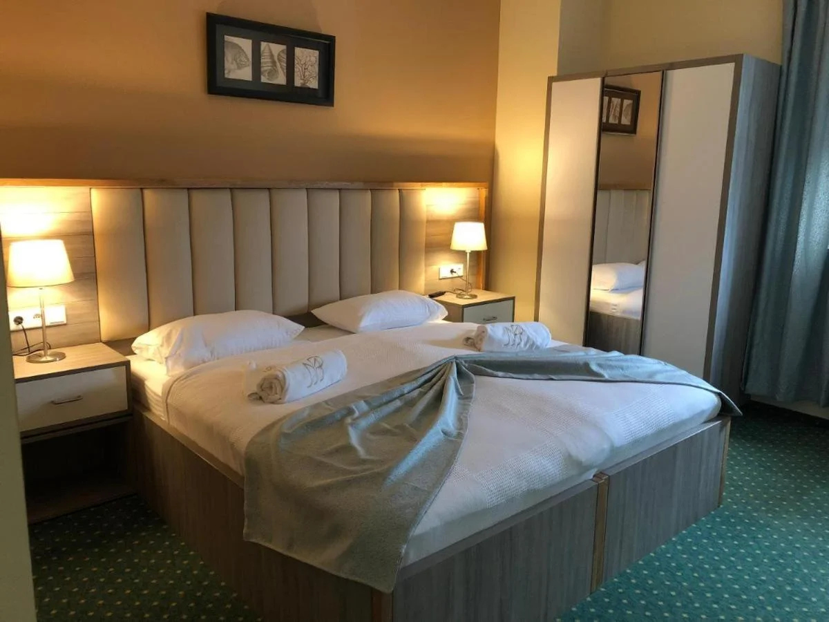 Mein Palace Hotel - Image 2