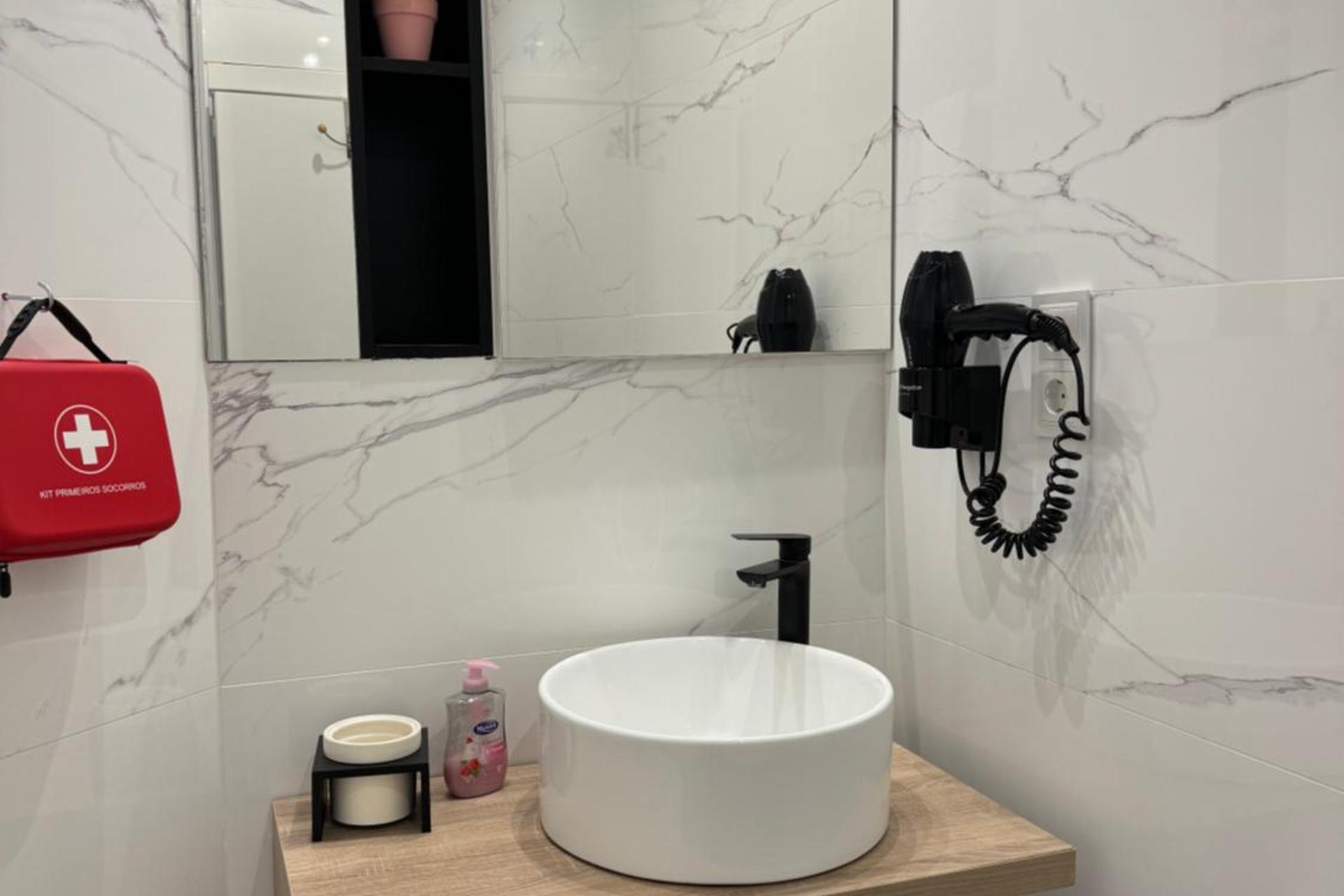 Descubra O Cantinho do Colégio: Um Refúgio Aconchegante em Família - Imagem 46