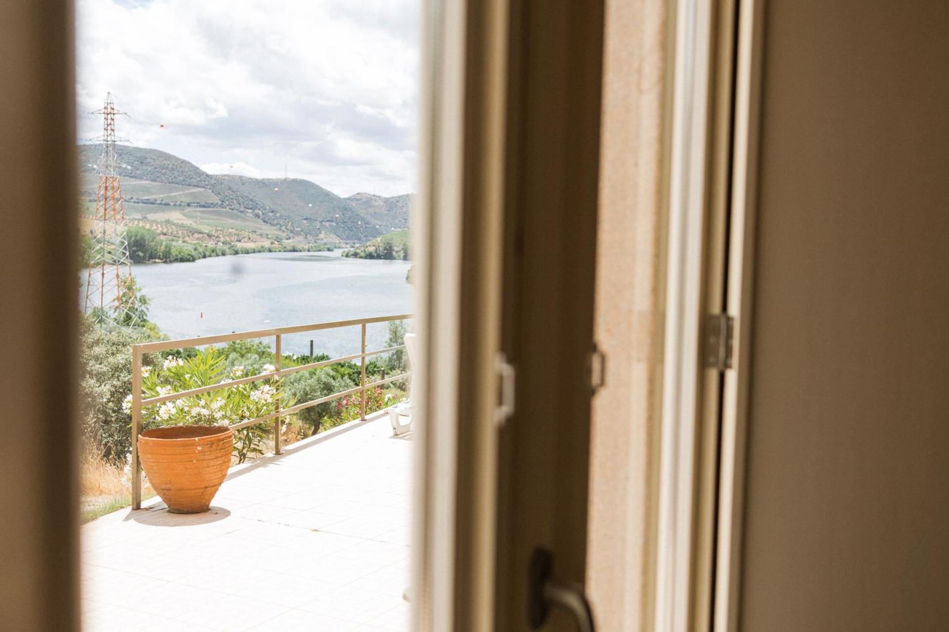 Descubra Olhares do Douro: Um Refúgio em Meio à Natureza - Imagem 93