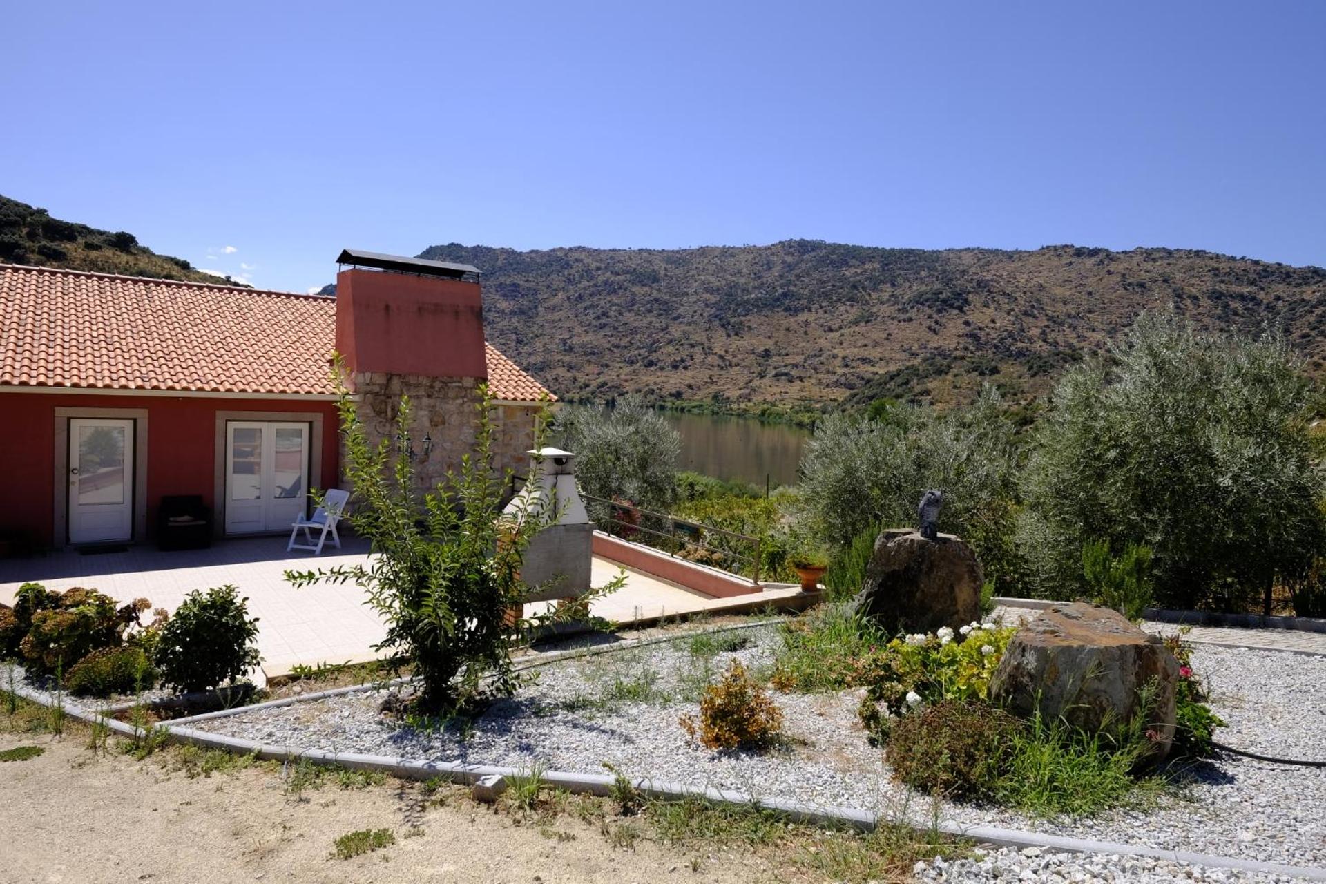 Descubra Olhares do Douro: Um Refúgio em Meio à Natureza - Imagem 97