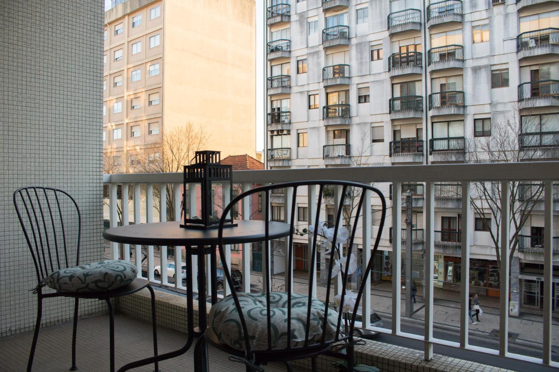 Descubra o Origami Porto Residência & Hostel: A Sua Casa em Portugal - Imagem 85