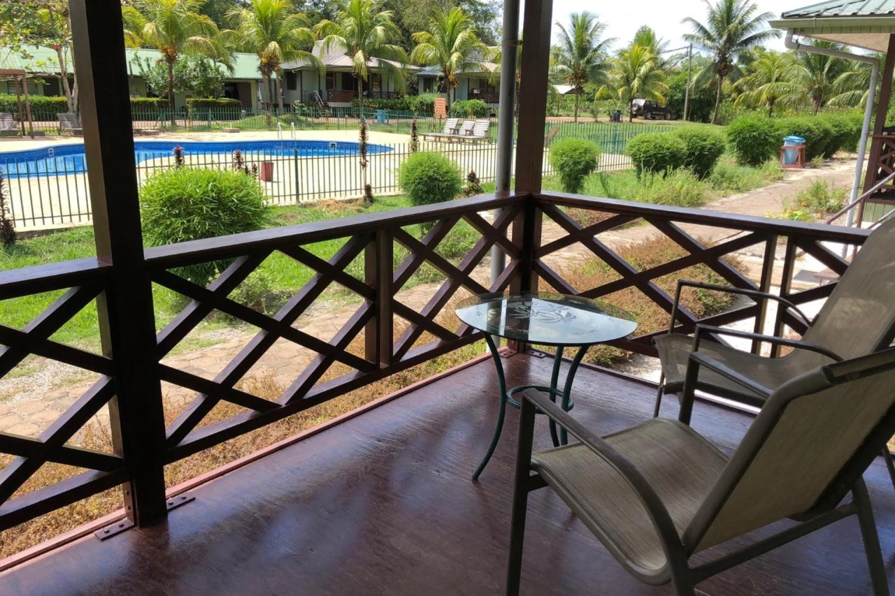 Overbridge River Resort - Image 3