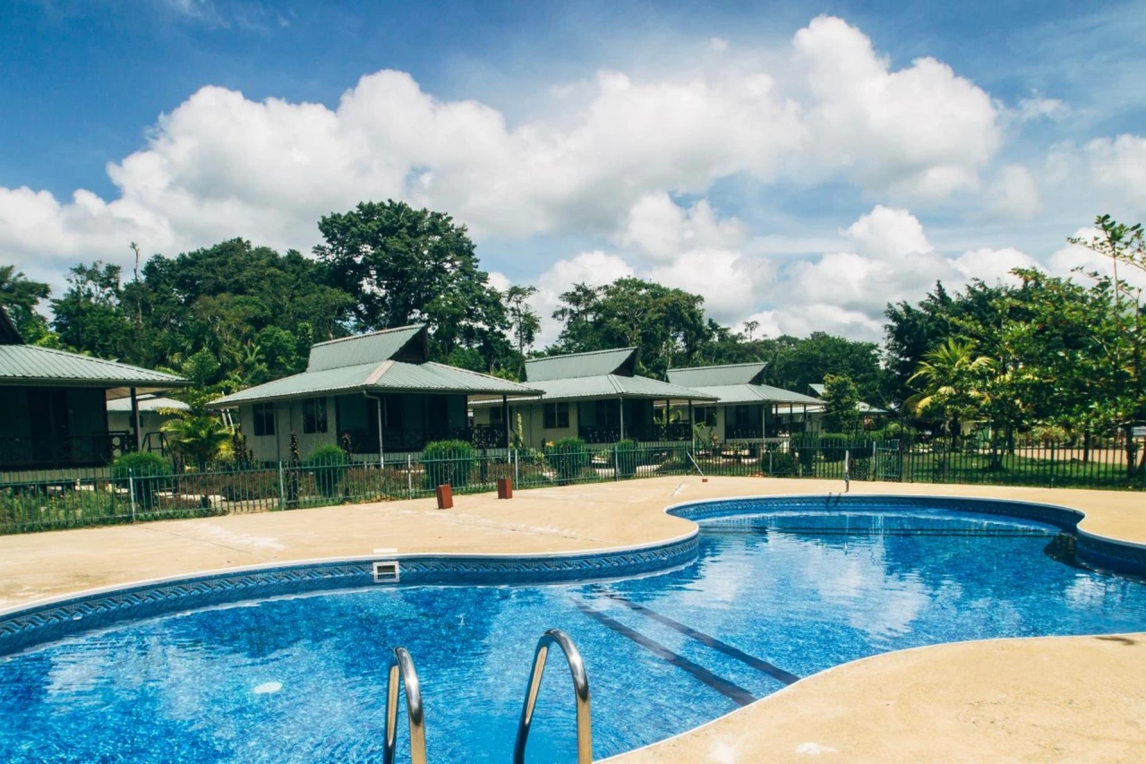Overbridge River Resort - Image 9