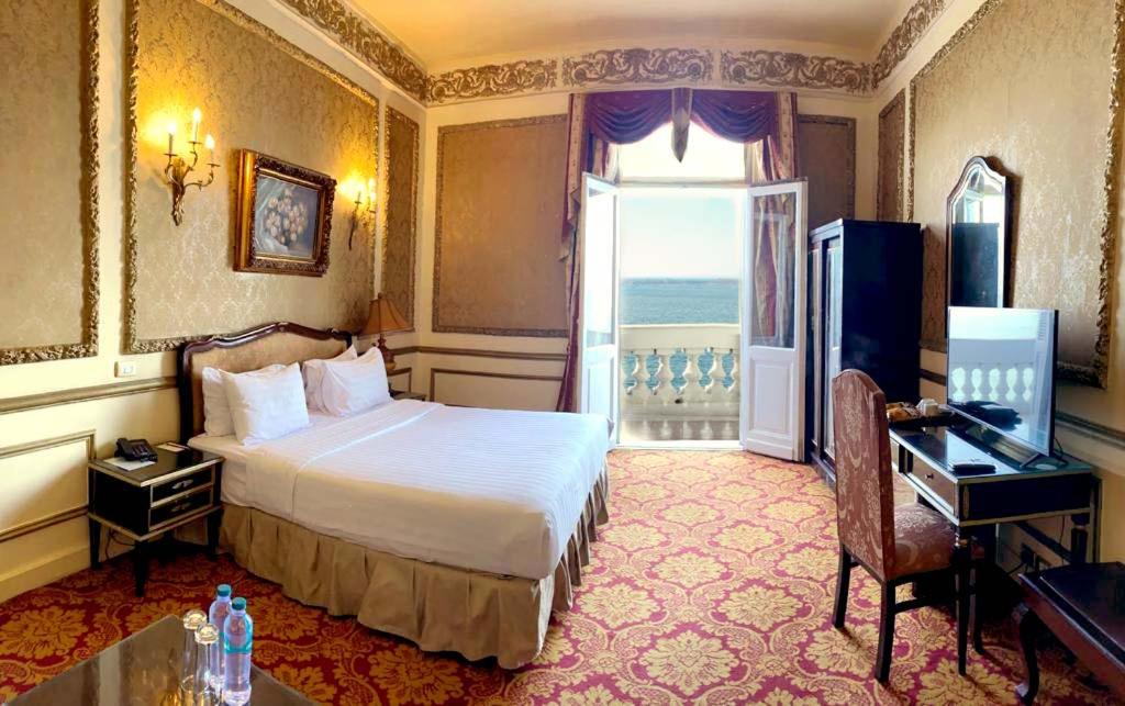 Paradise Inn - Windsor Palace Hotel - Image 11