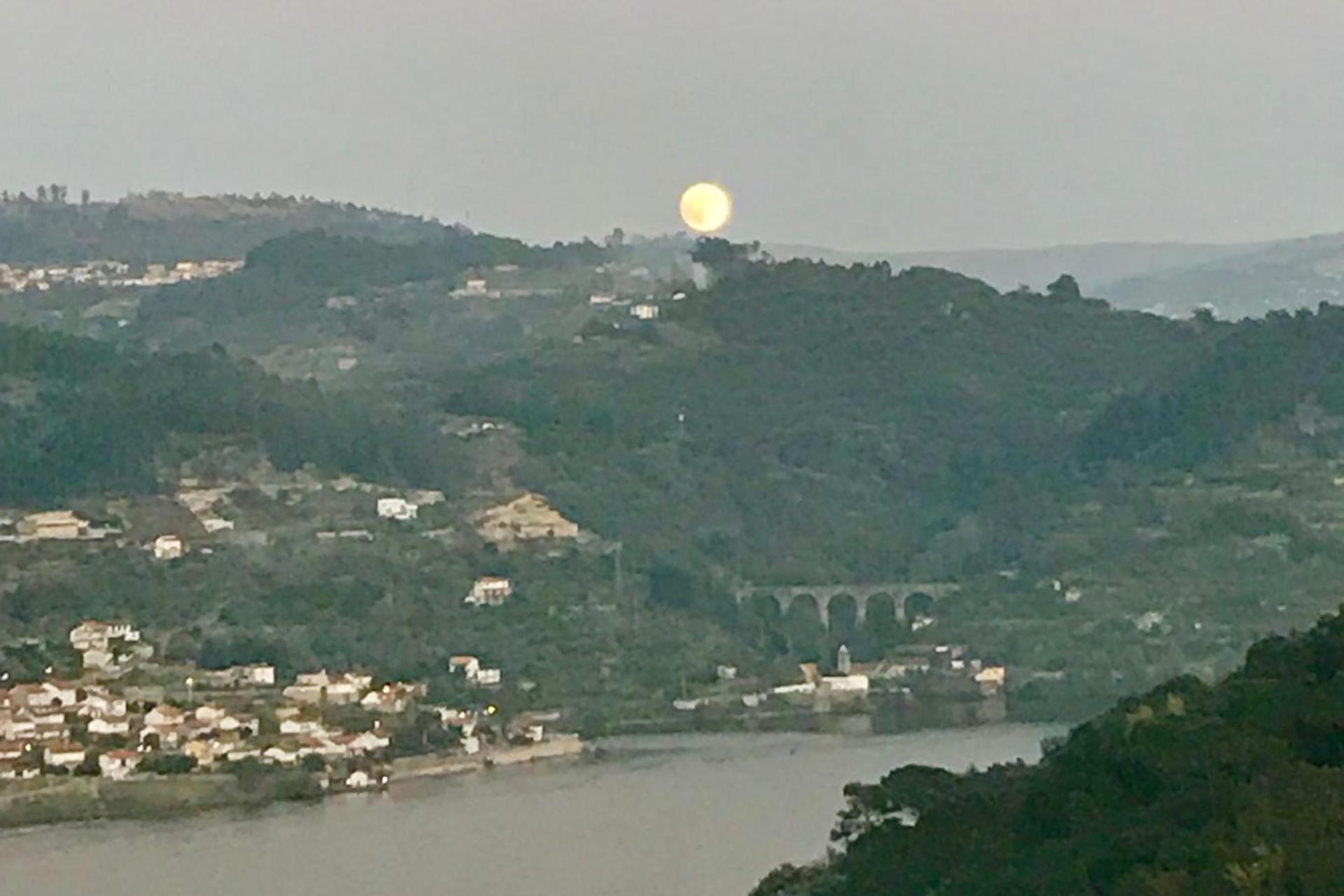 Descubra o Pedacinho de Mundo Douro: Um Refúgio de Conforto e Estilo - Imagem 47