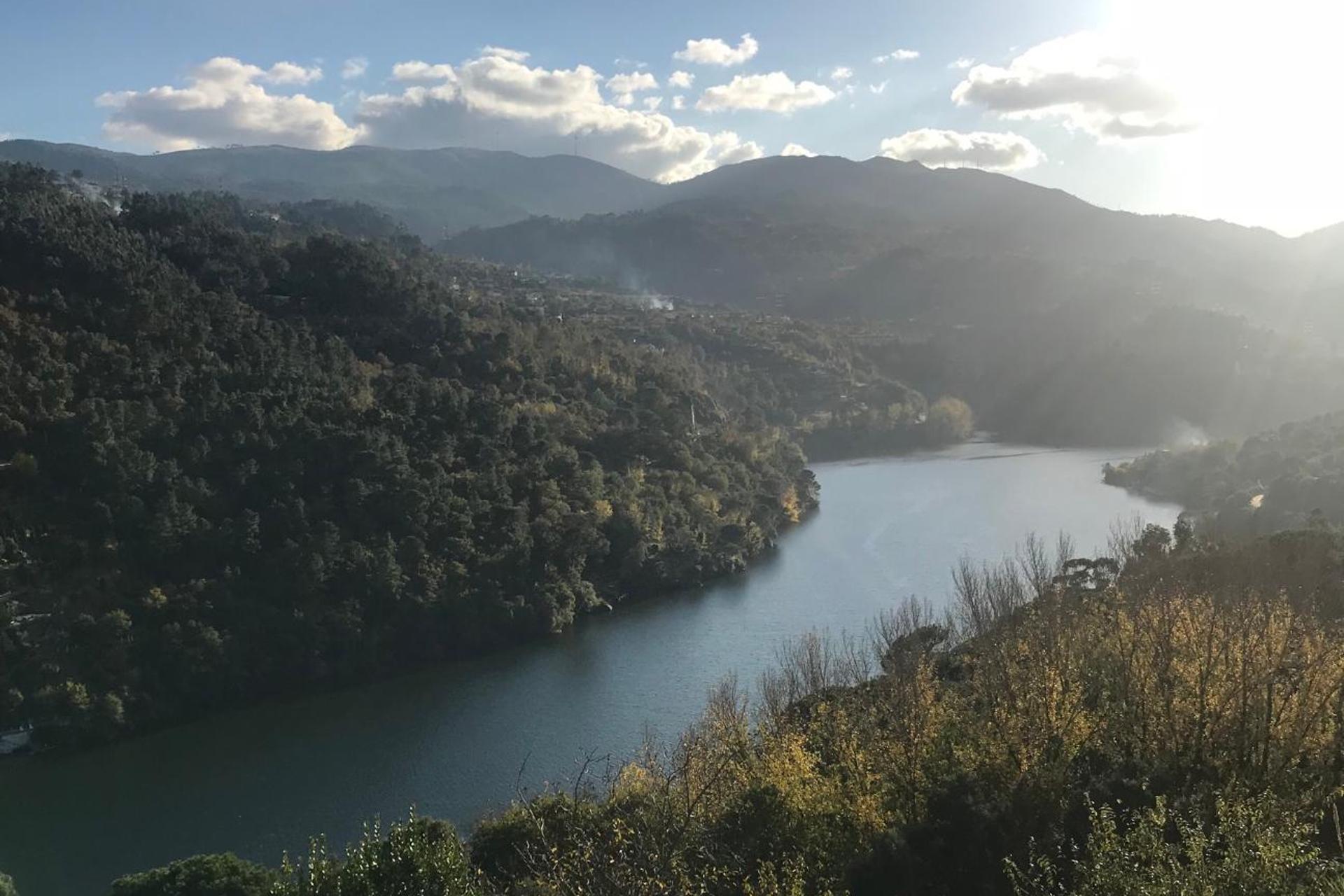 Descubra o Pedacinho de Mundo Douro: Um Refúgio de Conforto e Estilo - Imagem 48