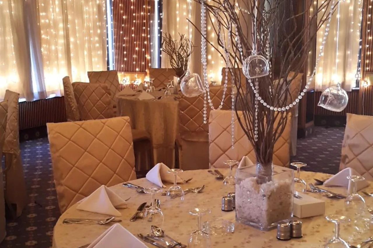 Plaza Hotel Alexandria - Image 7