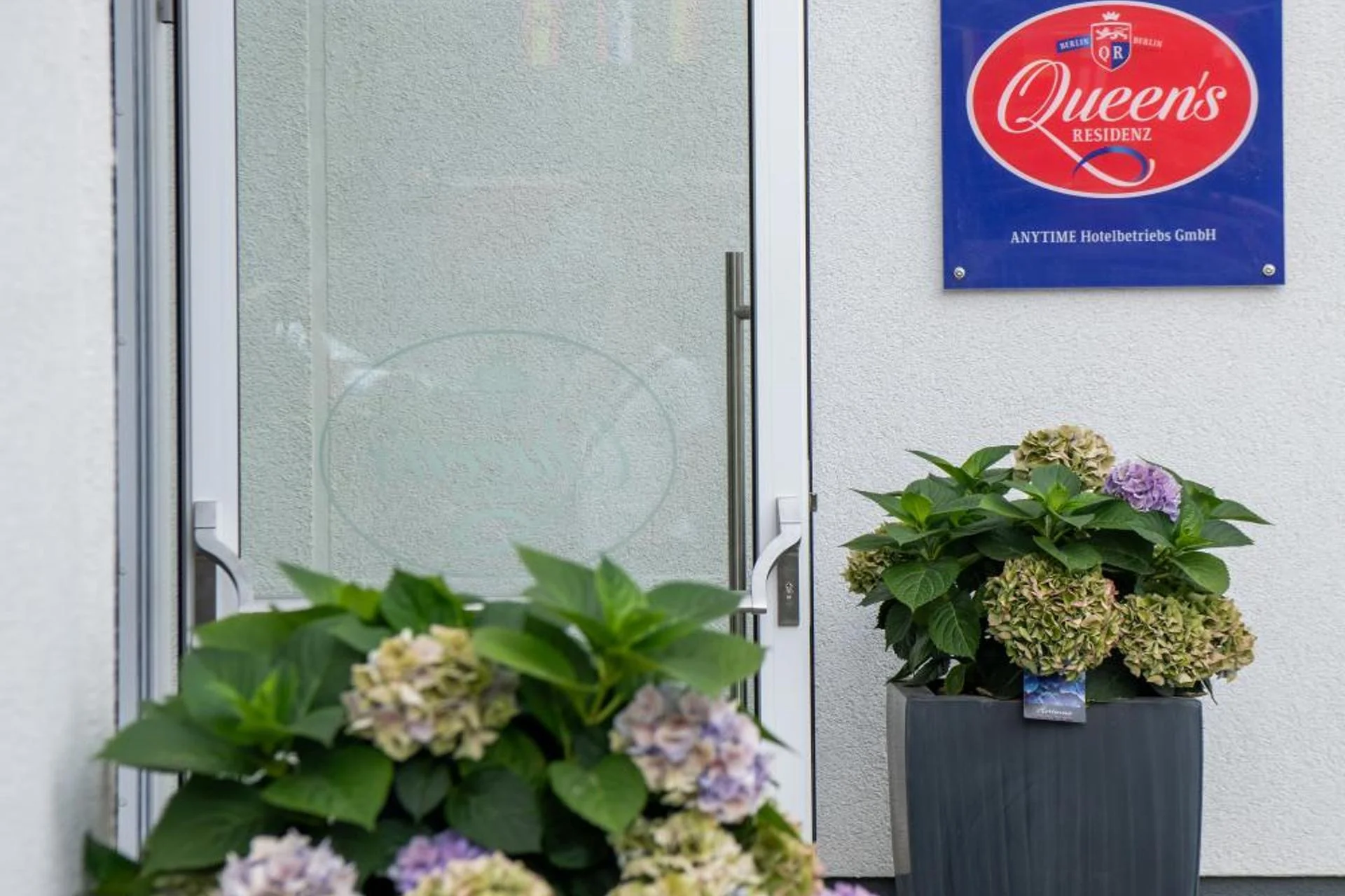 Queen's Residenz - Image 13