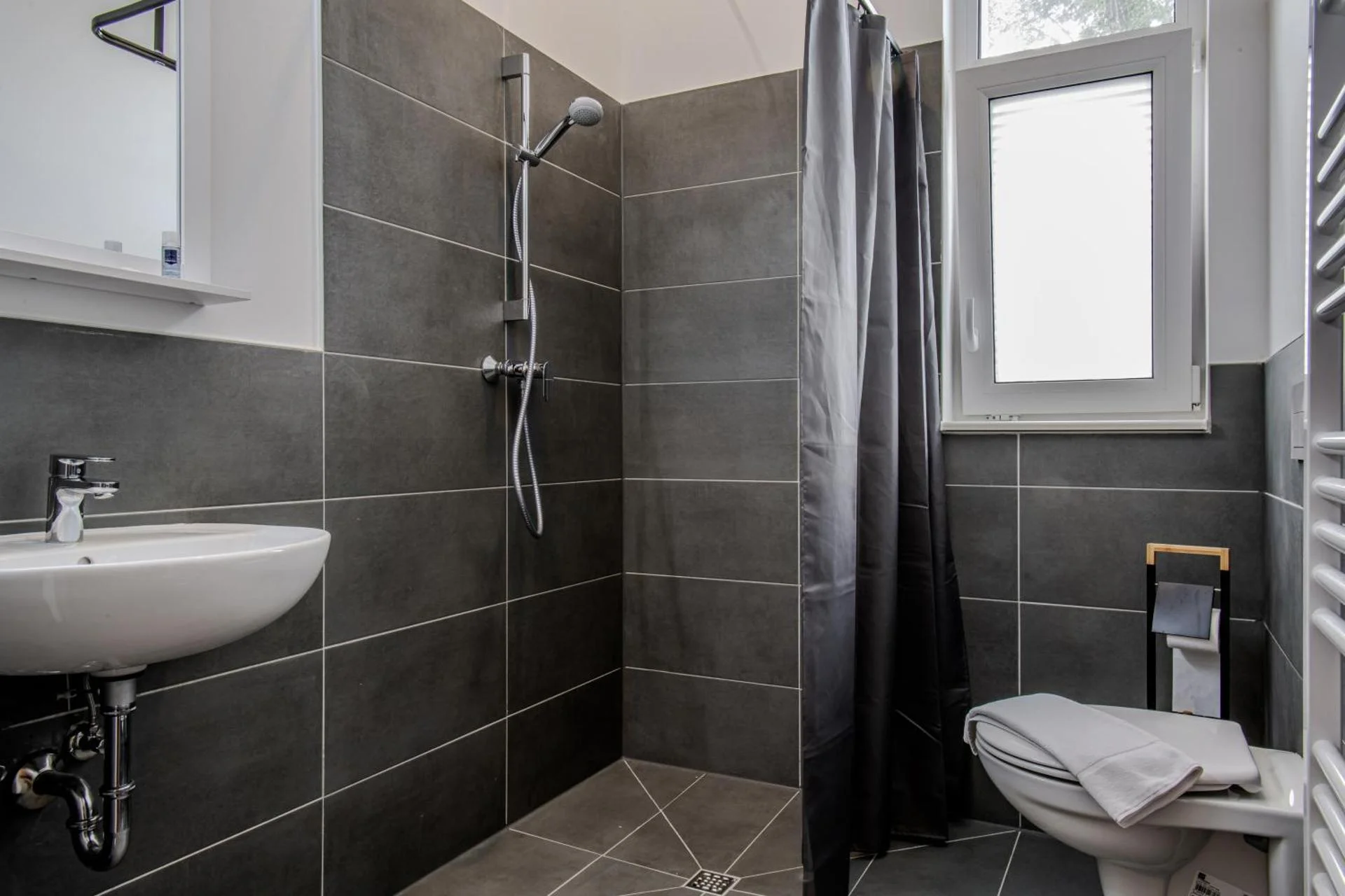 Queen's Residenz - Image 15