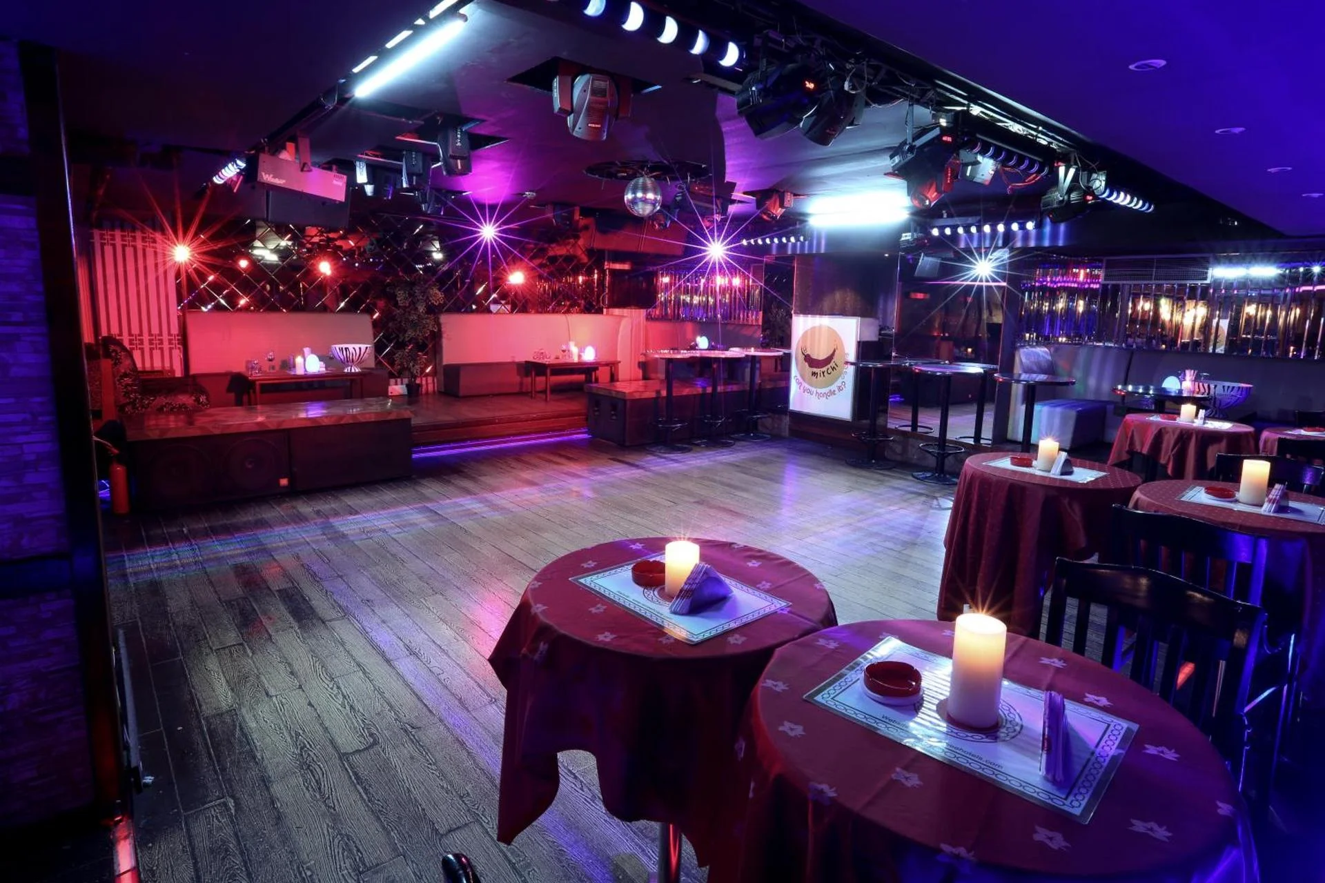 Ramee Royal Hotel - Image 16