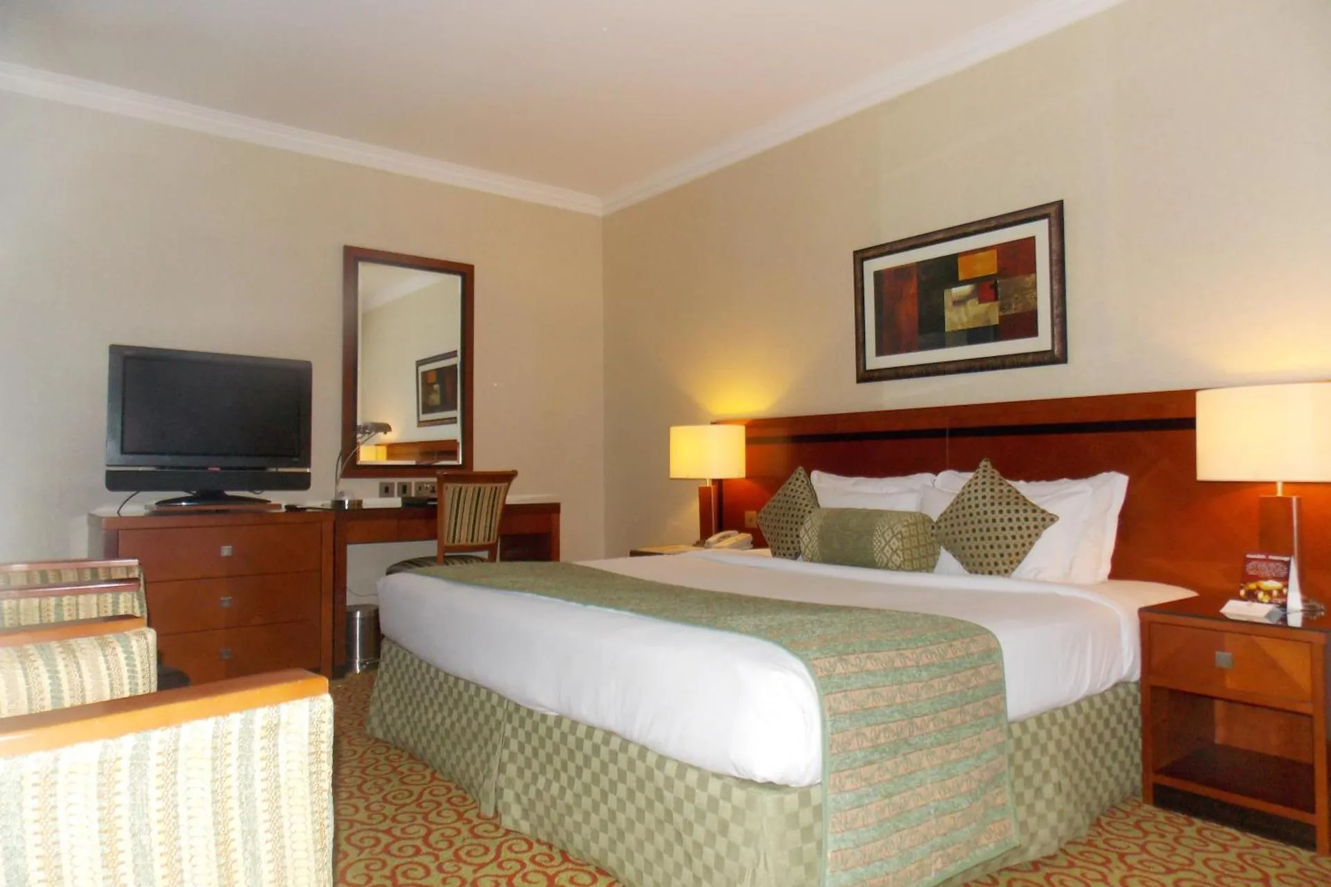 Ramee Royal Hotel - Image 10