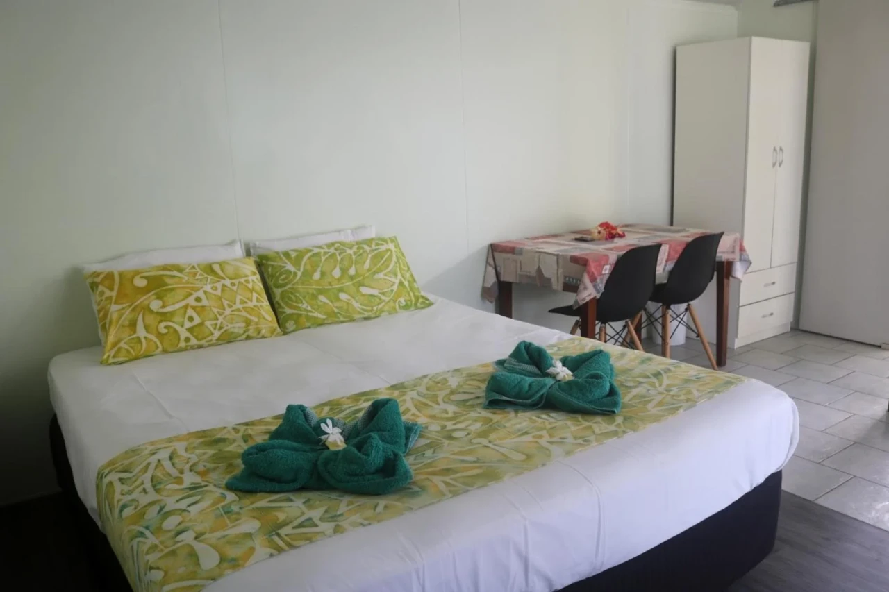 Discover the Tranquility of Ranginuis Retreat - Image 18