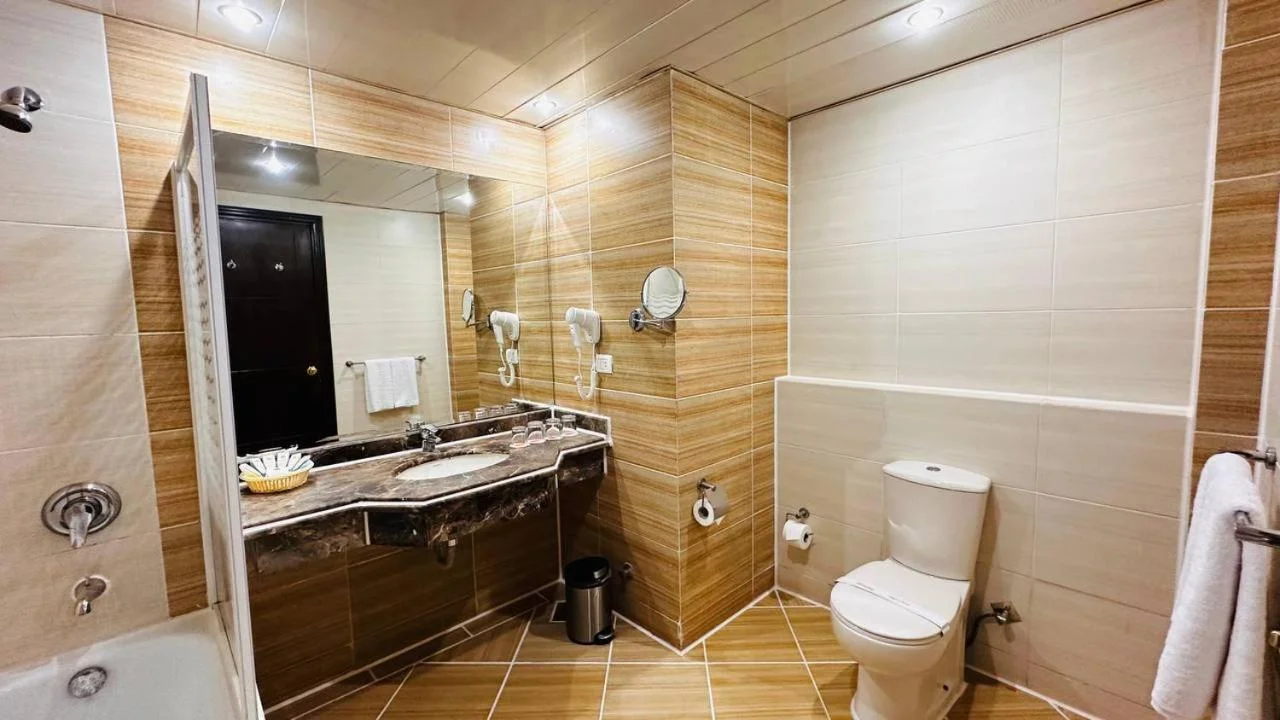 Regency Plaza Aqua Park & Spa - Image 3