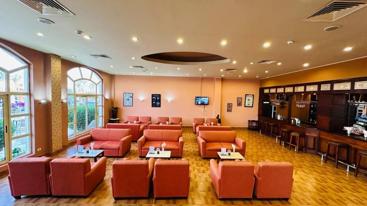 Regency Plaza Aqua Park & Spa - Image 6