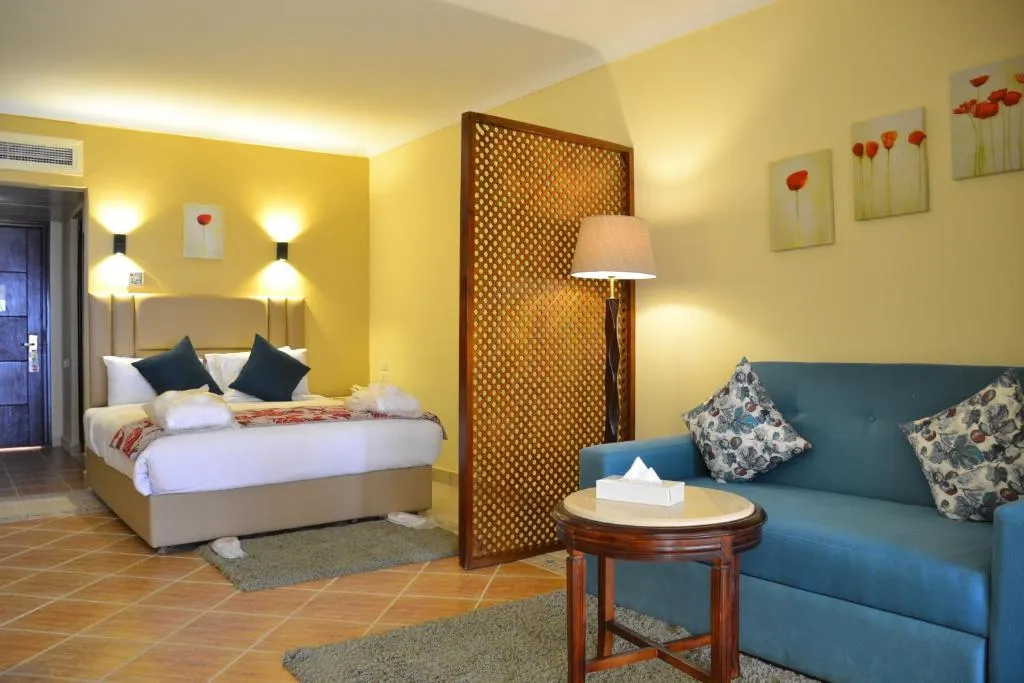 Royal Triple Sea View