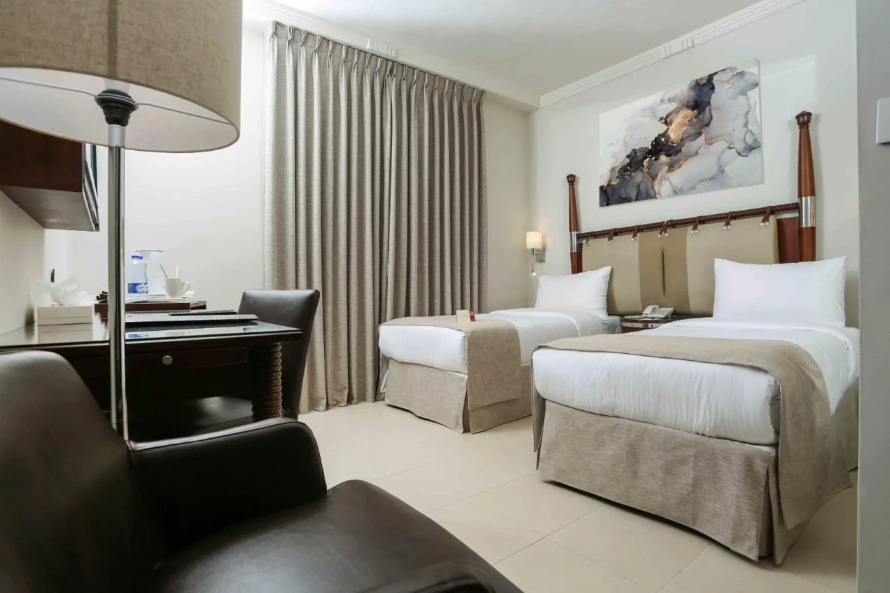 Retaj Albayt Suites Hotel - Image 2