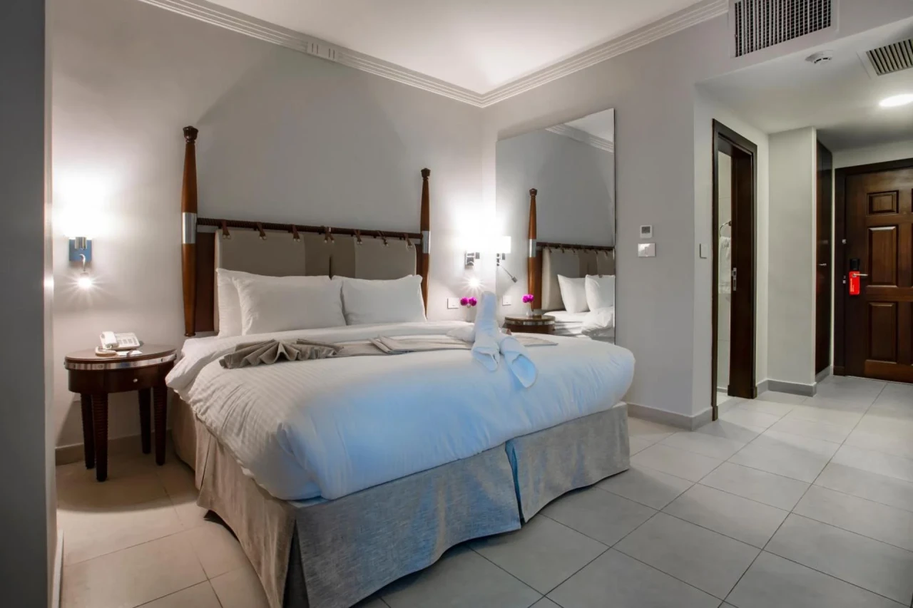 Retaj Albayt Suites Hotel - Image 11