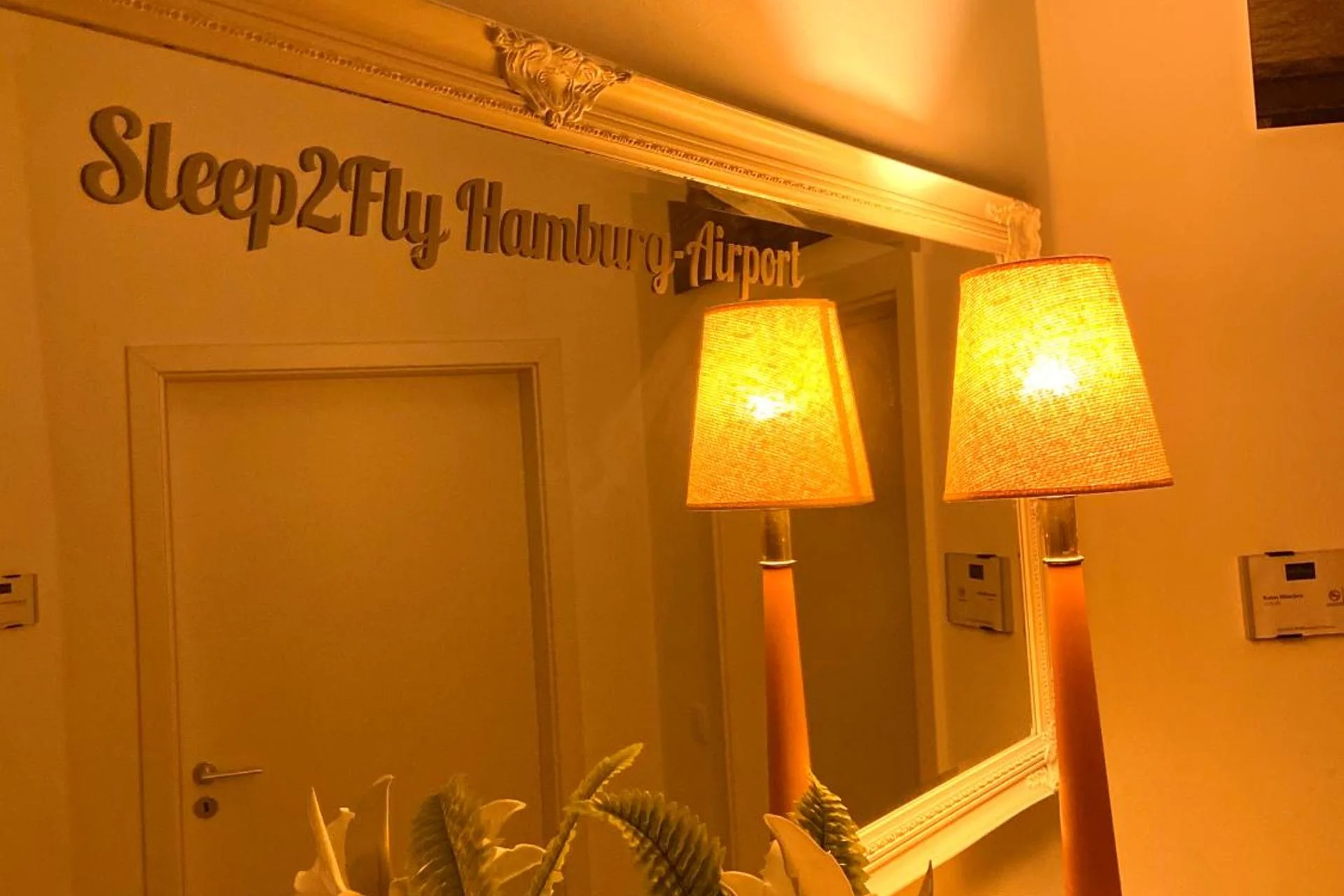 Sleep2Fly Hamburg-Airport - Image 9