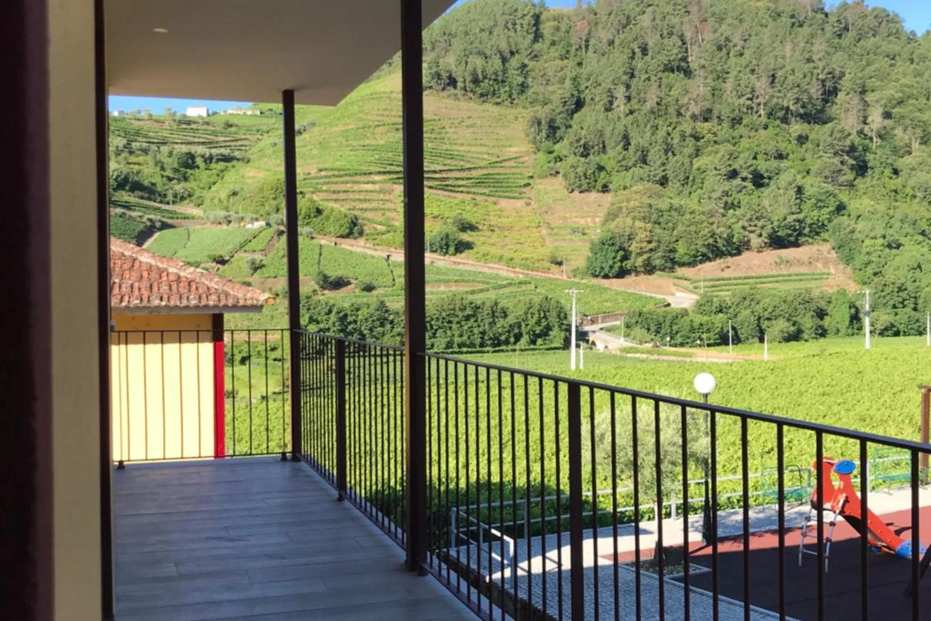 Experience Tranquility at Solar Quinta da Portela - Douro - Imagem 16