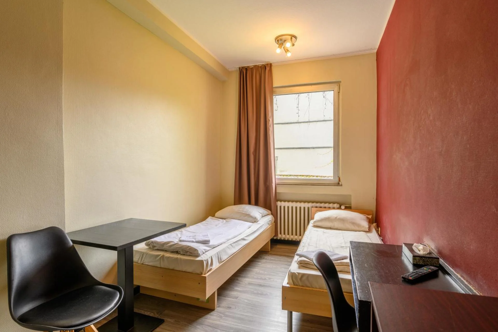 Sonata City Hotel - Image 2