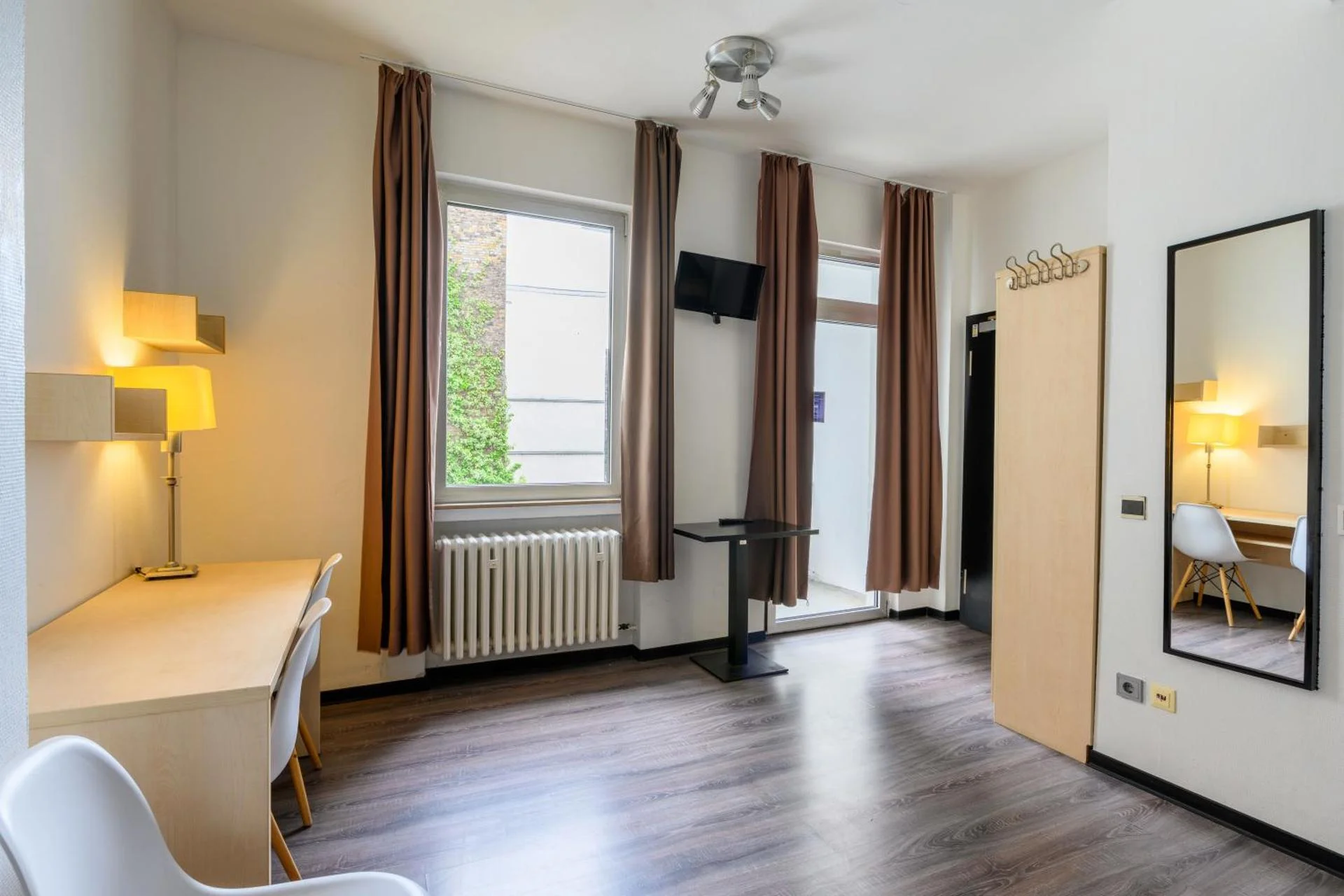 Sonata City Hotel - Image 5