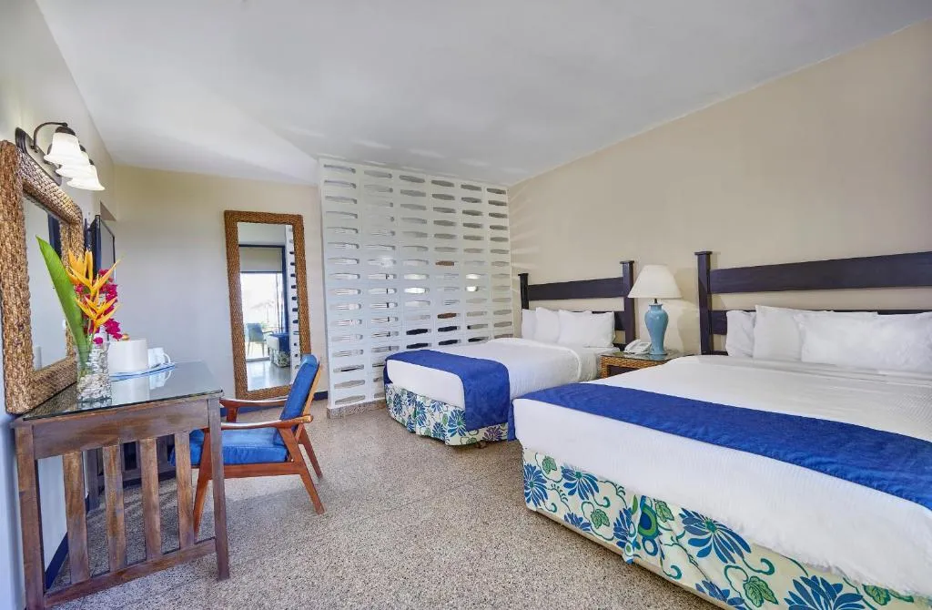 Standard King or Twin Room with Sea View