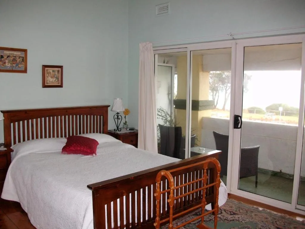 Studio with Spa Bath