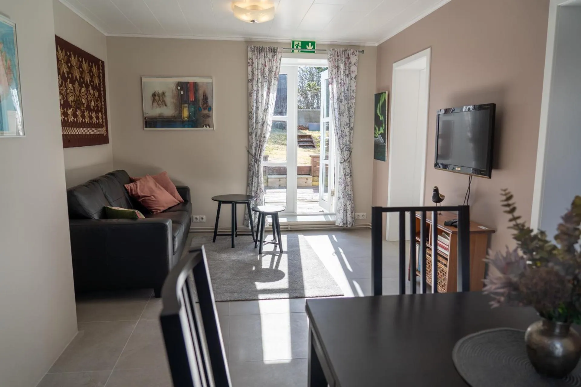 T10 Hotel Iceland - Image 9