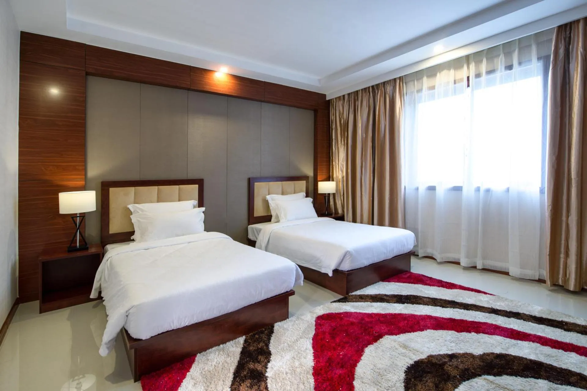 The Farmington Hotel - Image 11