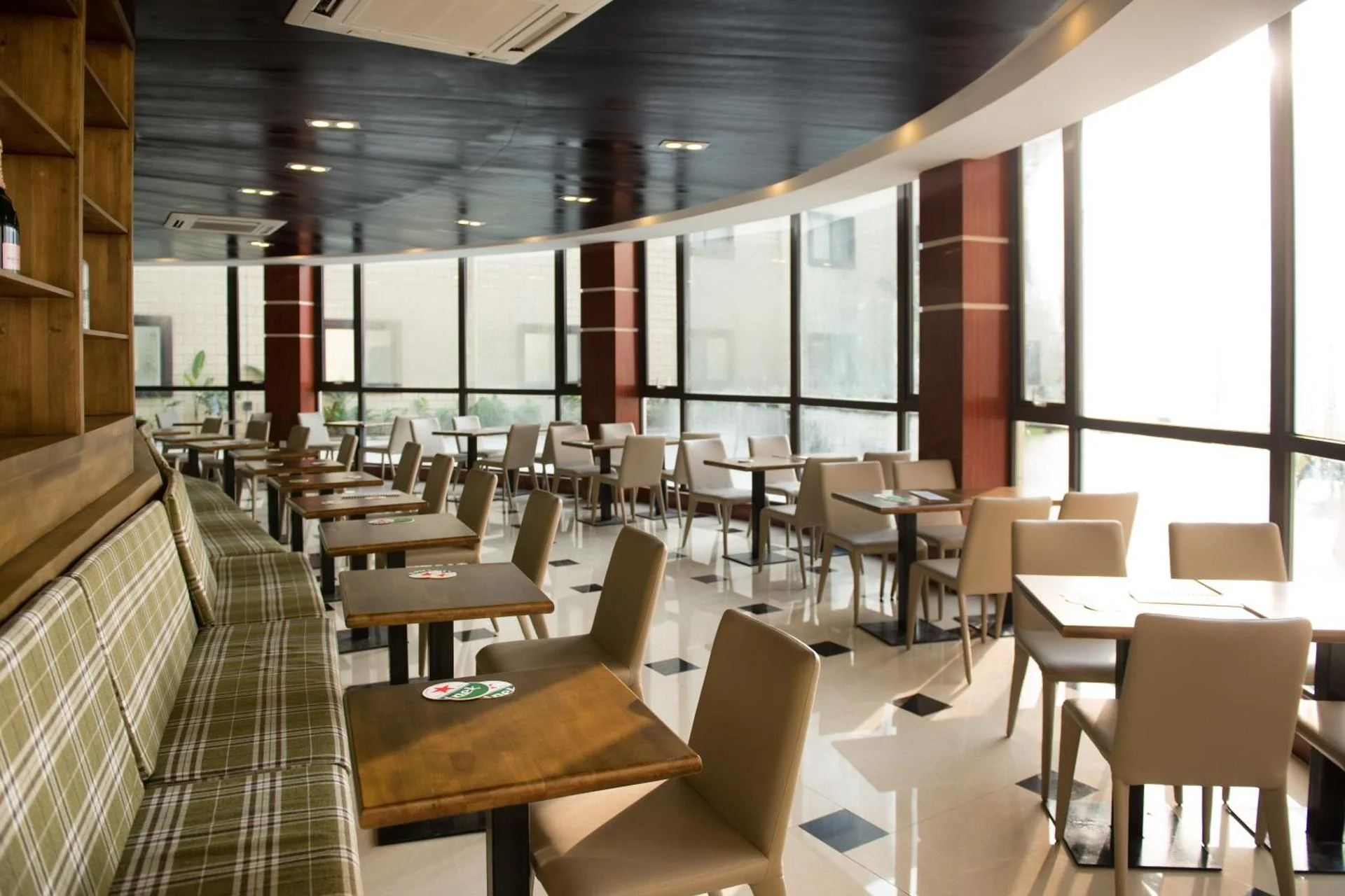 The Farmington Hotel - Image 5