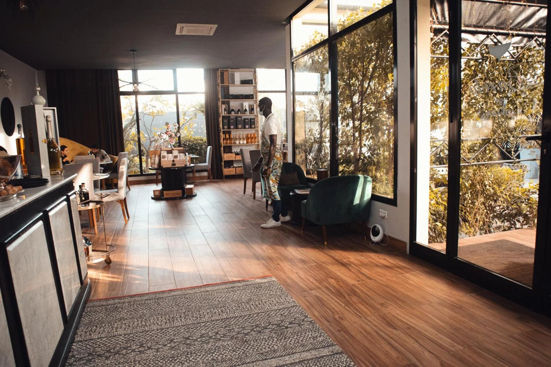 The Palms Luxury Boutique Hotel - Image 15