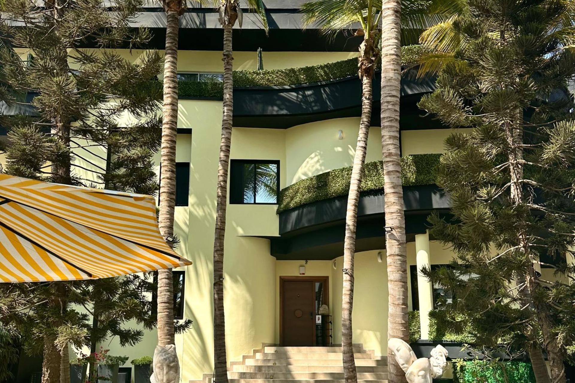 The Palms Luxury Boutique Hotel - Image 7