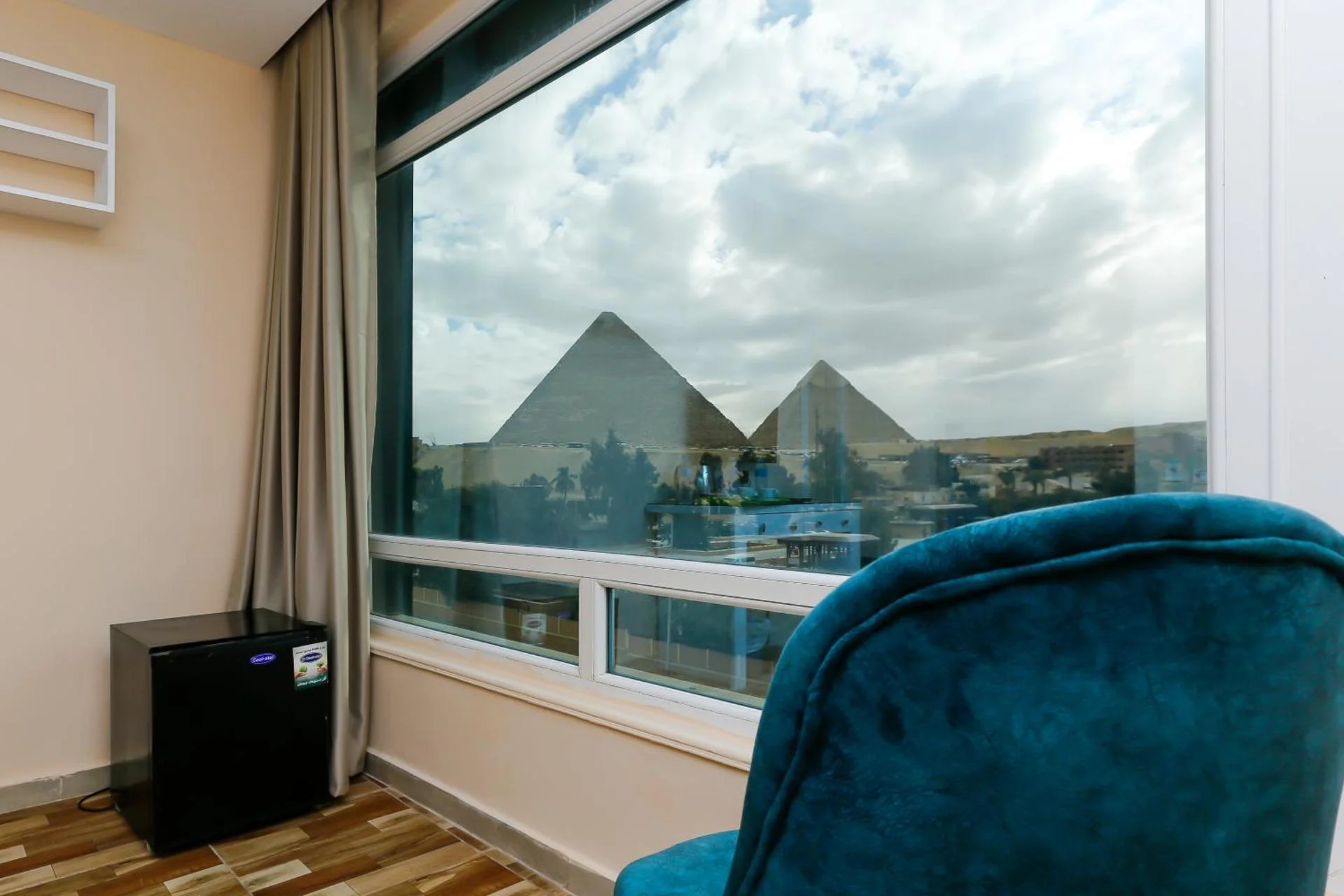 Turquoise Pyramids & Grand Egyptian museum view Hotel - Image 13