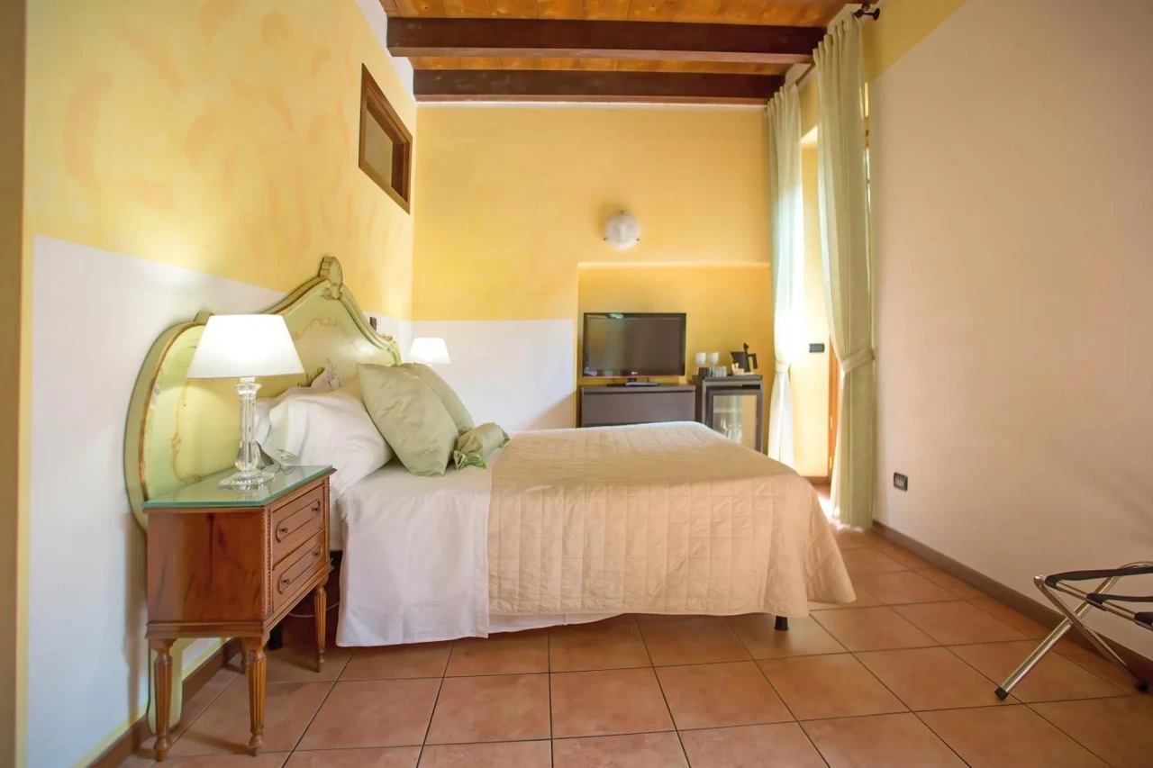 Veronetta House - Image 2
