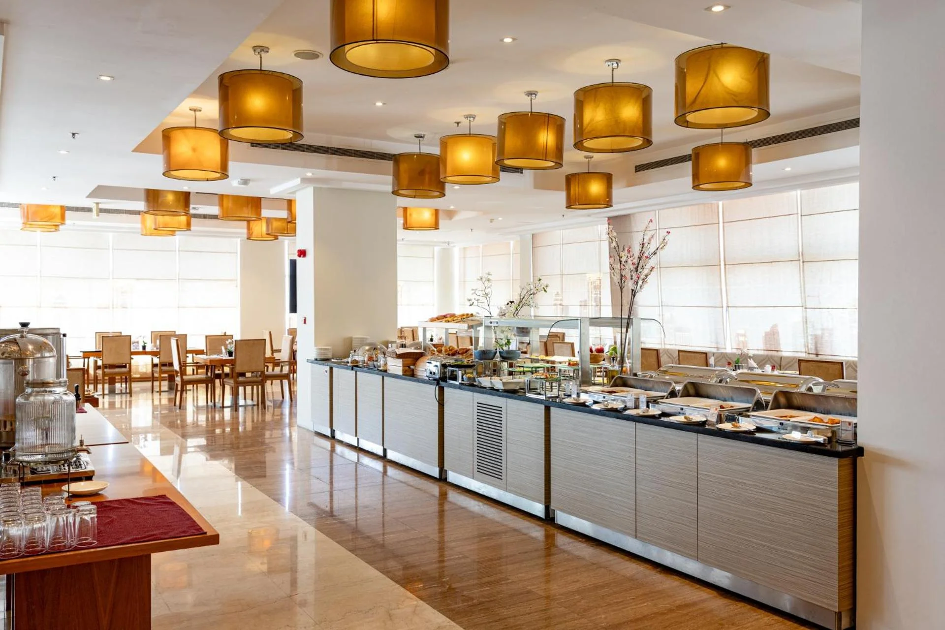 Wonder Palace Hotel - Image 5